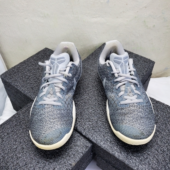 Nike Shoes Mens 7 Kobe Mamba Instinct Pure Platinum Gray 852473-002 Basketball - Picture 13 of 14